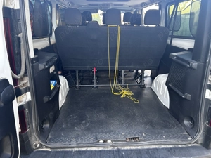 Opel Vivaro 9 locuri  - imagine 8