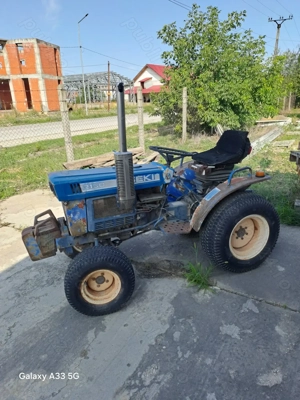 Vand tractoras japonez Iseki 4x4 - imagine 3