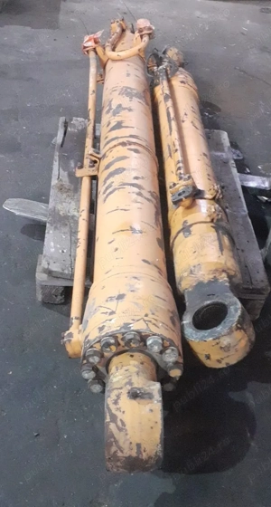 Cilindrii excavator  - imagine 3