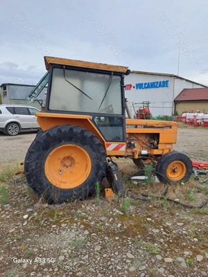 Vand tractor Renault 652 - imagine 4