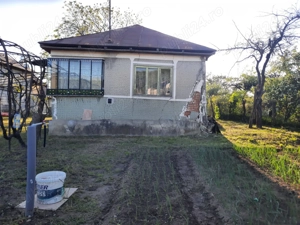 Vanzare teren si casa batraneasca in Dumbravesti, Prahova