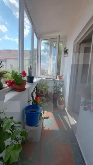 Apartament de vanzare, cu 3 camere, etaj 4, zona Girocului  - imagine 2