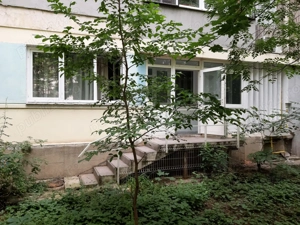 Închiriez spațiu nerezidențial în bloc 4 et. - imagine 5