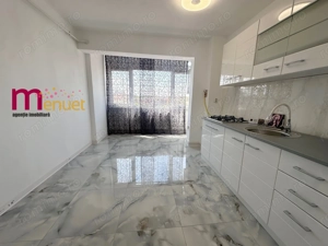 Apartament renovat,str.Sabinelor  - imagine 2