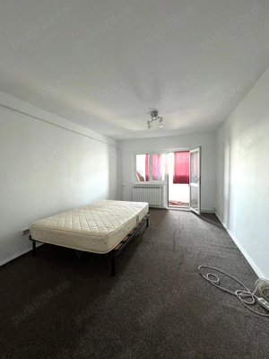 Apartament spatios, doua camere decomandate, etaj 4 din 4, IC Frimu