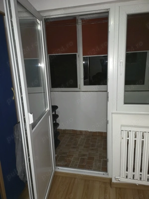 Garsonieră decomandată complet mobilată, zona 1 Mai ,etaj 1 - imagine 7