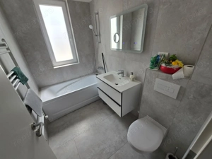 Prima inchiriere. Curte proprie. La asfalt. - imagine 16