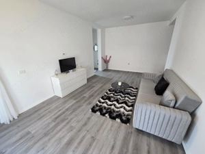 Prima inchiriere. Curte proprie. La asfalt. - imagine 4