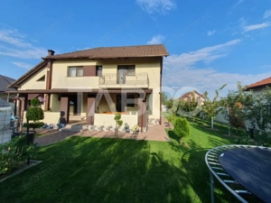 Casa 5 camere 3 bai 2 terase garaj magazie de vanzare 180 mp utili