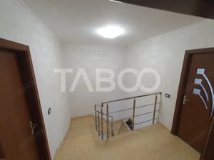 Casa 5 camere 3 bai 2 terase garaj magazie de vanzare 180 mp utili - imagine 20