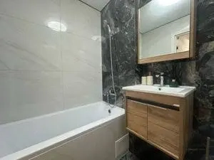 Apartament cu 2 camere in zona Dambovita - imagine 5 Apartament cu 2 camere in zona Dambovita - imagine 5