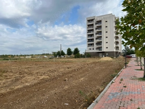 Policolor - Gura Solcii, teren 7500 mp- dubla deschidere