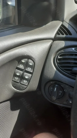 Vând Ford Focus 1.8 TDCI  - imagine 4