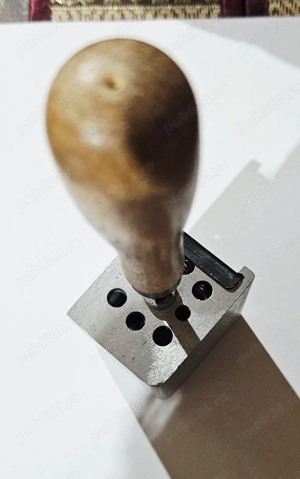 Dispozitiv pentru ceruire schiuri anii '50, Suedia, stare foarte buna! - imagine 4