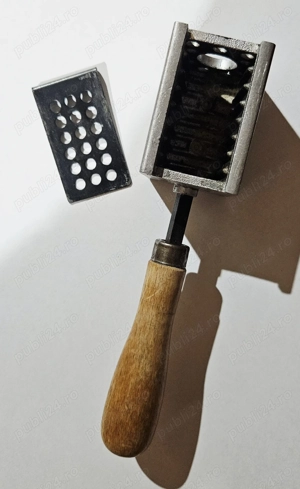 Dispozitiv pentru ceruire schiuri anii '50, Suedia, stare foarte buna! - imagine 2