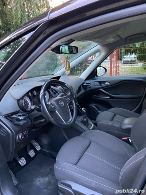 opel zafira 7 locuri euro 5  an 2011
