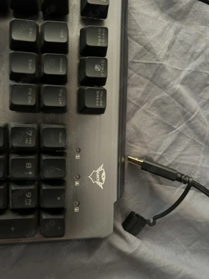 Tastatura gaming mecanica Trust GXT 877 & Suport maini HyperX Wrist - imagine 3