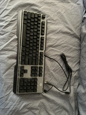 Tastatura gaming mecanica Trust GXT 877 & Suport maini HyperX Wrist - imagine 5