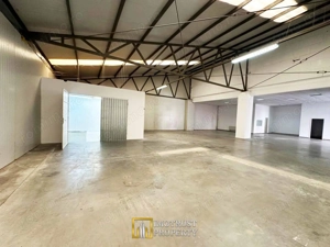 HALA INDUSTRIALA DE INCHIRIAT  338 MP, ARAD - imagine 5