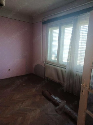 Casa de vanzare cu 3 camere , pe un nivel , pe Strada Botizului , 73.000 euro negocibil - imagine 4