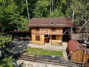 Casă/Cabană pe malul Lacului Bicaz,  ciubărsaună