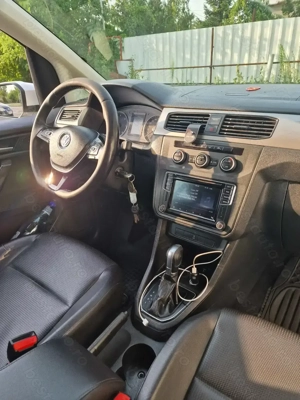 Vw Caddy Maxi Life 2.0 TDI Cutie automata DSG 7 150 CP Euro 6