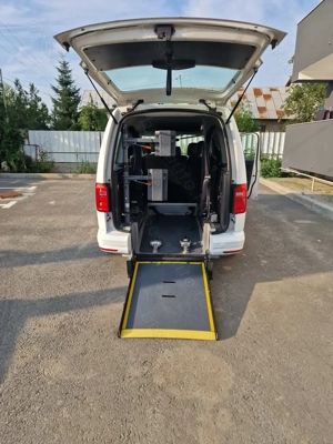 Vw Caddy Maxi Life 2.0 TDI Cutie automata DSG 7 150 CP Euro 6 - imagine 9