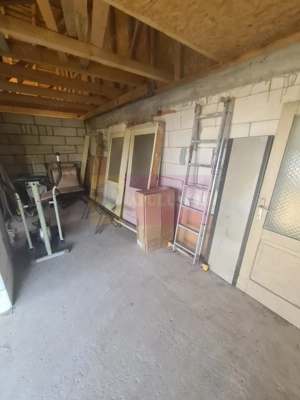 Casa de vanzare in Brebu - Zona Brebu Megiesesc - imagine 12 Casa de vanzare in Brebu - Zona Brebu Megiesesc - imagine 12