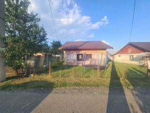 Casa de vanzare in Brebu - Zona Brebu Megiesesc - imagine 17 Casa de vanzare in Brebu - Zona Brebu Megiesesc - imagine 17