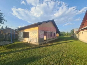 Casa de vanzare in Brebu - Zona Brebu Megiesesc - imagine 2 Casa de vanzare in Brebu - Zona Brebu Megiesesc - imagine 2