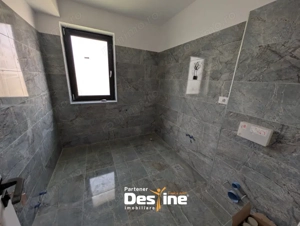 Duplex pe Șos. Voinesti cu 4 camere de 150 mpu, curte pavata, placa beton pod - imagine 15