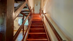 Vila cu potential turistic in Predeal privelisti si liniste montana - imagine 18