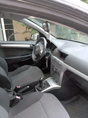 Opel Astra H 2009 - imagine 4