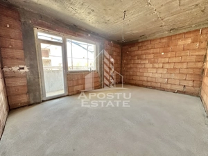 Apartament cu 2 camere si dressing decomandat in Giroc langa Hotel IQ. - imagine 2