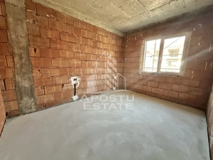 Apartament cu 2 camere si dressing decomandat in Giroc langa Hotel IQ. - imagine 8