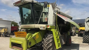 Combină de recoltat Claas Lexion 405 cu Heder C450 si Capello 6 randuri