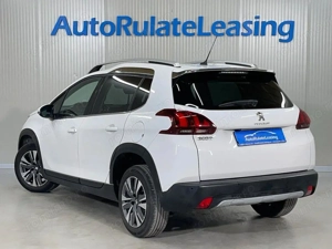 Peugeot 2008 - imagine 4