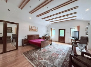 Casă de vânzare-Liniște, natură și farmec tradițional în Tocile - imagine 7