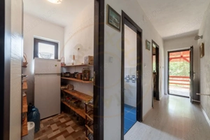 O casa cu lumina din plin si aer curat, Babana, AG - imagine 8