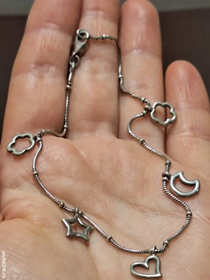 Masiva bratara-cu 5 charmuri si bilute-pentru picior