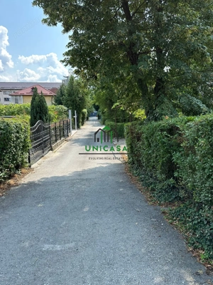 Casa si teren  - Zona Ultracentrala - imagine 10