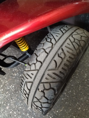 Carut [ scuter] electric  pentru persoane cu dizabilitati - imagine 3