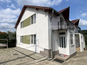 Casa compusa din 2 corpuri, 6 camere, 500 mp teren, Chinteni