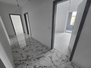 Langa Calea Timisoarei. Bucatarie inchisa. GRADINA PROPRIE. 2 Balcoane  - imagine 13