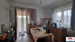 Casa parter si mansarda zona Unirii- Dara cu teren  - imagine 7