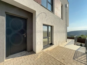 Casa noua tip duplex , 195 mp, 3 bai, 2 parcari, aproape de Vivo! - imagine 6