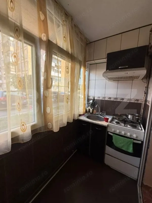 Apartament 2 camere, decomandat, 40 mp, parter, mobilat și utilat, zona 9 Mai - imagine 4