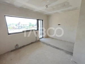 Apartament 2 camere 57 mp utili cu balcon si loc de parcare - imagine 2