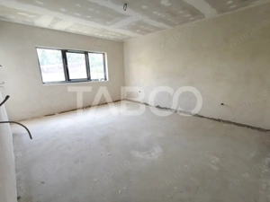 Apartament intabulat 3 camere balcon - etaj 1 - parcare - Comision 0 - imagine 4