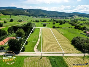 Teren intravilan,2.900mp,recomandat: investitional  rezidential constructii,Lunca Marcusului,Covasna